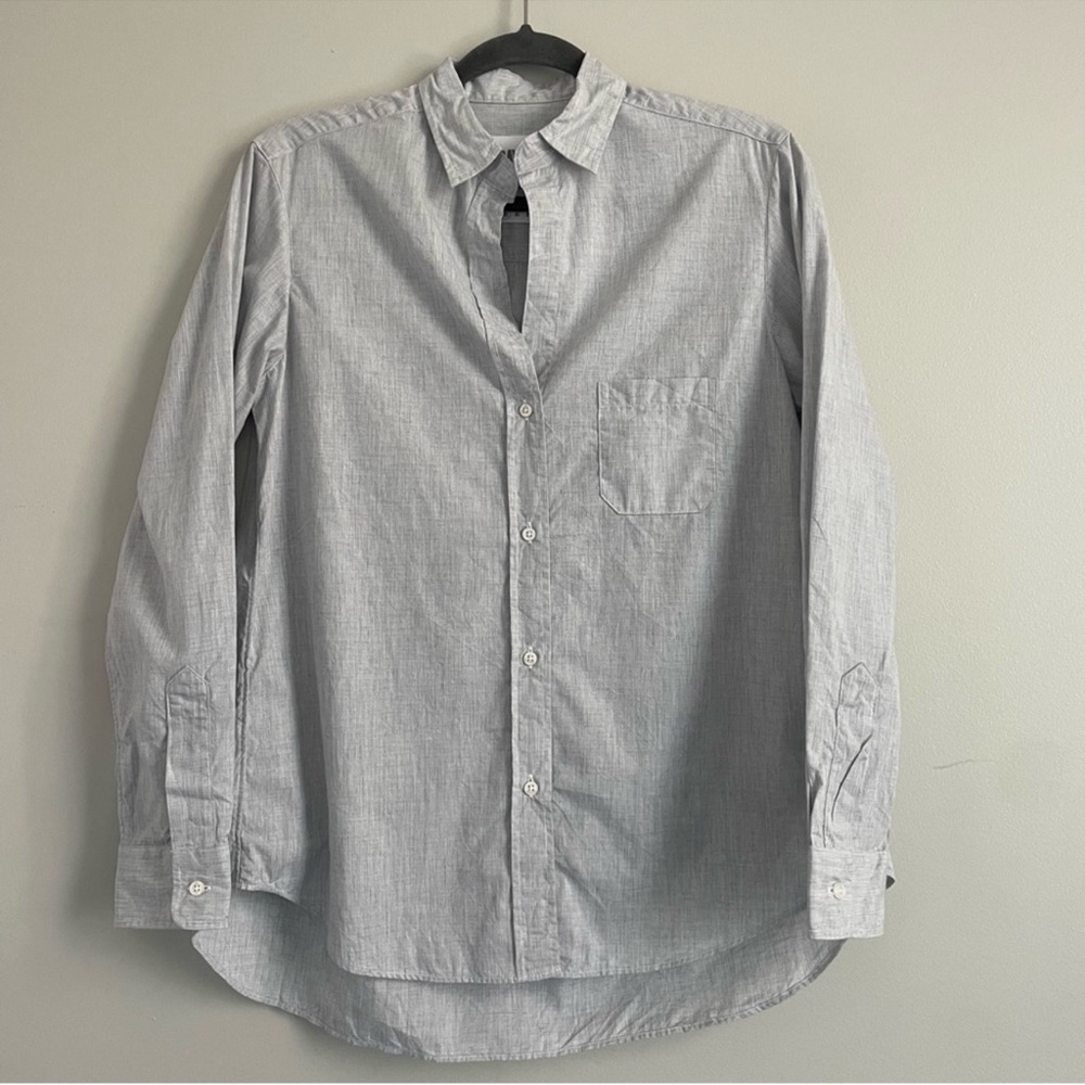Frank & Eileen Grayson The Hero button down blouse. Size small.